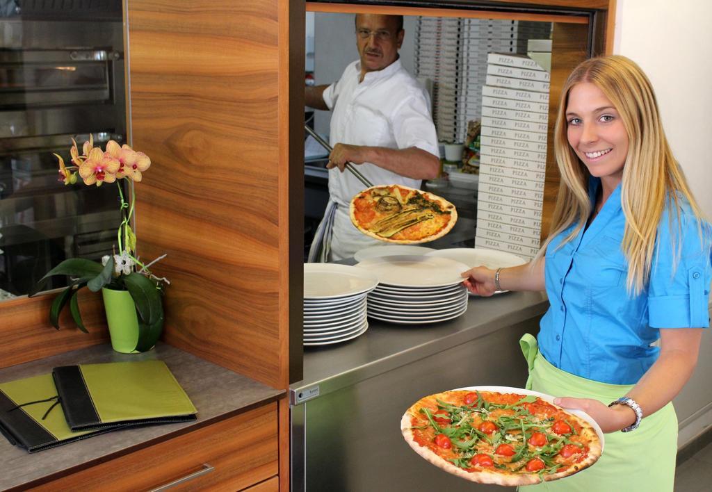 Natz-Schabs Residence Bar Pizzeria Sylvanerhof מראה חיצוני תמונה